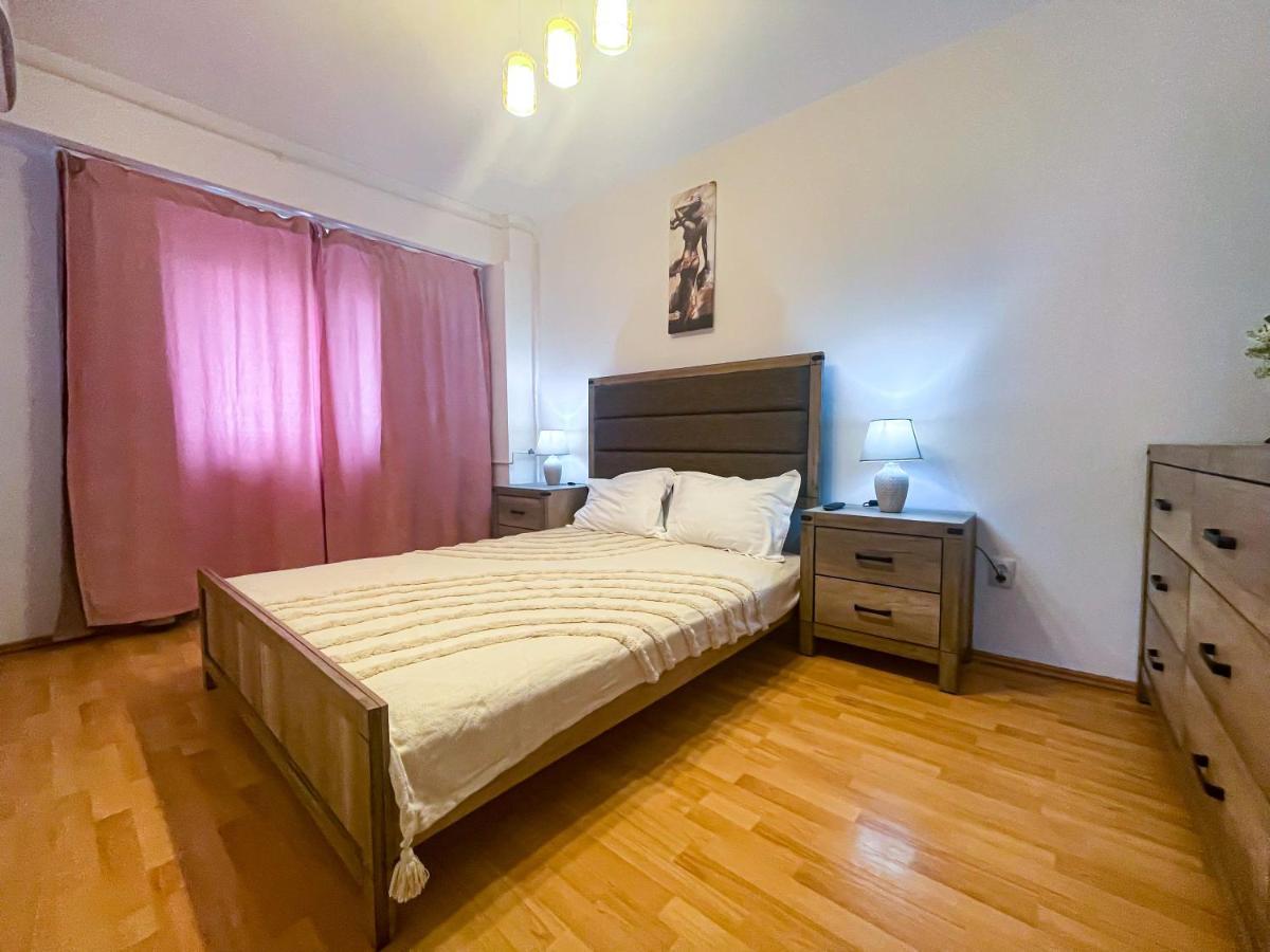 בוקרשט National Arena Mega Mall Elana Apartment מראה חיצוני תמונה