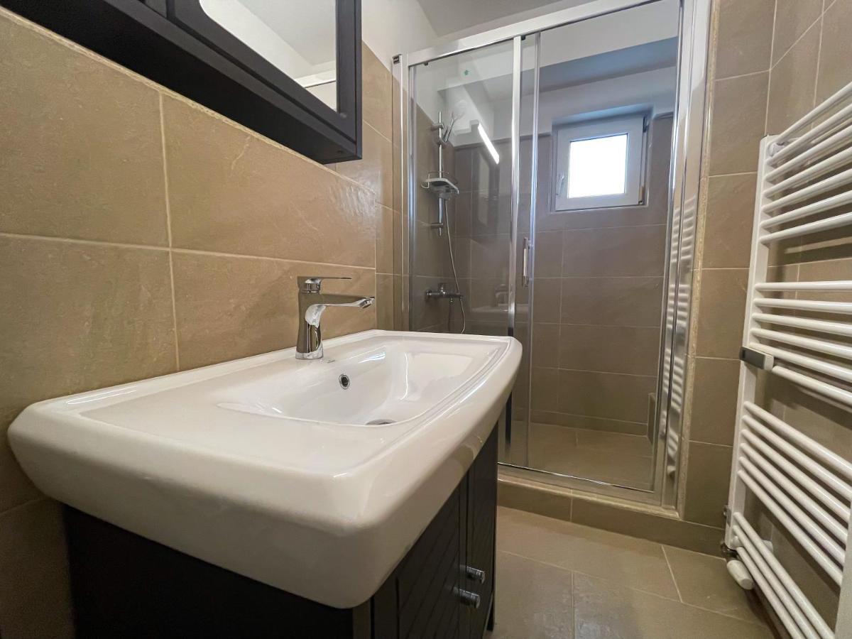 בוקרשט National Arena Mega Mall Elana Apartment מראה חיצוני תמונה